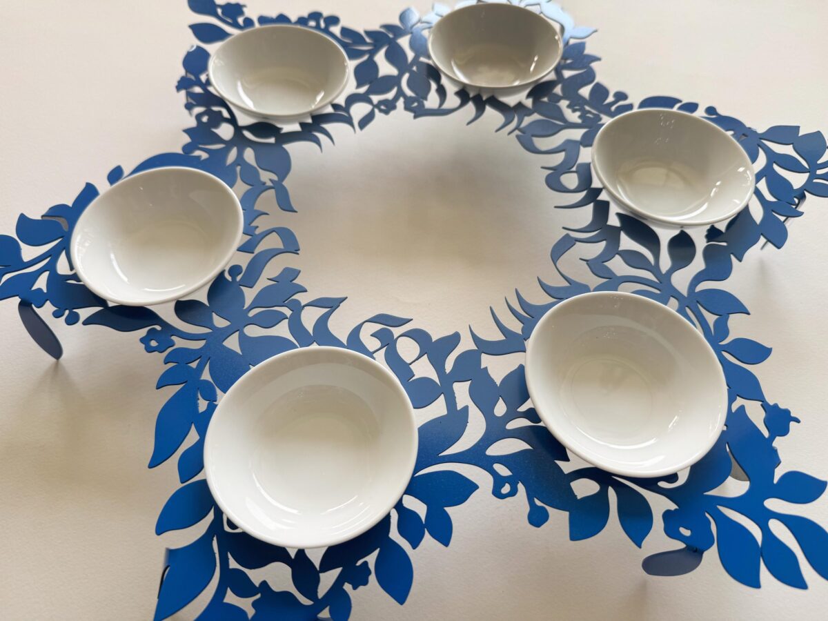 Star of David unique Seder Plate for Passover detail